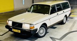 Volvo 240 2.3 Classic | Youngtimer | Trekhaak